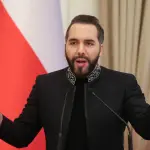 O presidente de El Salvador, Nayib Bukele, durante uma coletiva de imprensa com o presidente eleito do Chile, Jose Antonio Kast, na Casa Presidencial em San Salvador, El Salvador - 30/1/2026 | Foto: Jose Cabezas/Reuters