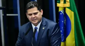O Presidente do Senado, Davi Alcolumbre (União-AP)