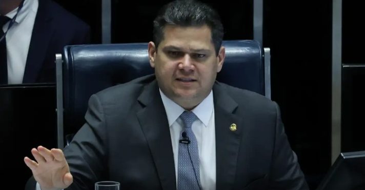 Davi Alcolumbre o Presidente do Senado Federal do Brasil