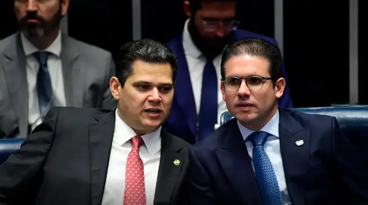 Chefes do Senado e da Câmara falam em união contra "agressão" dos Estados Unidos