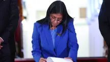 Delcy Rodríguez, ao sancionar a lei da anistia na Venezuela - 19/2/2026 | Foto: Divulgação/Asamblea Nacional