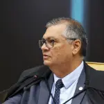 Flávio Dino nota Toffoli STF