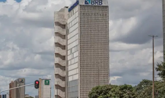 Fachada do prédio do Banco de Brasília (BRB)