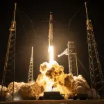 SpaceX envia tripulação à Estação Espacial Internacional