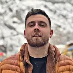 O jovem Erfan Soltani