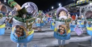 PT Desfile da Acadêmicos de Niterói com ala sobre família conservadora