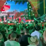 O show teve como atração principal a cantora sertaneja Ana Castela e integrou a programação de carnaval da cidade | Foto: Reprodução/Redes sociais