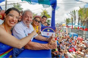 Raquel Lyra, Lula da Silva, Janja da Silva e João Campos, durante desfile no Recife | Foto: Ricardo Stuckert/PR