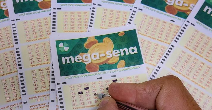 Concurso 2971 marca retomada de acúmulo de prêmio na Mega-Sena | Foto: Rafa Neddermeyer/Agência Brasil