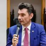 O delegado Ulisses Gabriel era o responsável pela investigação sobre a morte do cão Orelha | Foto: Reprodução/Instagram