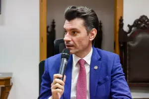 O delegado Ulisses Gabriel era o responsável pela investigação sobre a morte do cão Orelha | Foto: Reprodução/Instagram