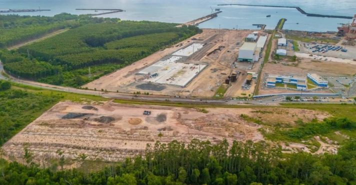 Quando estiver totalmente operacional, o porto poderá movimentar cerca de 1,2 milhão de TEUs por ano (unidade equivalente a contêiner de 20 pés) | Foto: Divulgação/Imetame