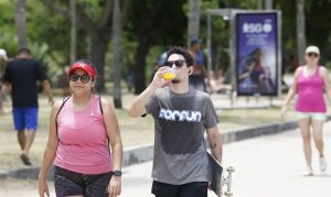 Previsão indica sol forte e calor de 36 °C na capital fluminense | Foto: Fernando Frazão/Agência Brasil