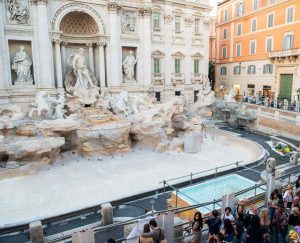 Fontana di Trevi, uma das principais atrações de Roma: mais de 9 milhões de turistas por ano | Foto: Reprodução/X