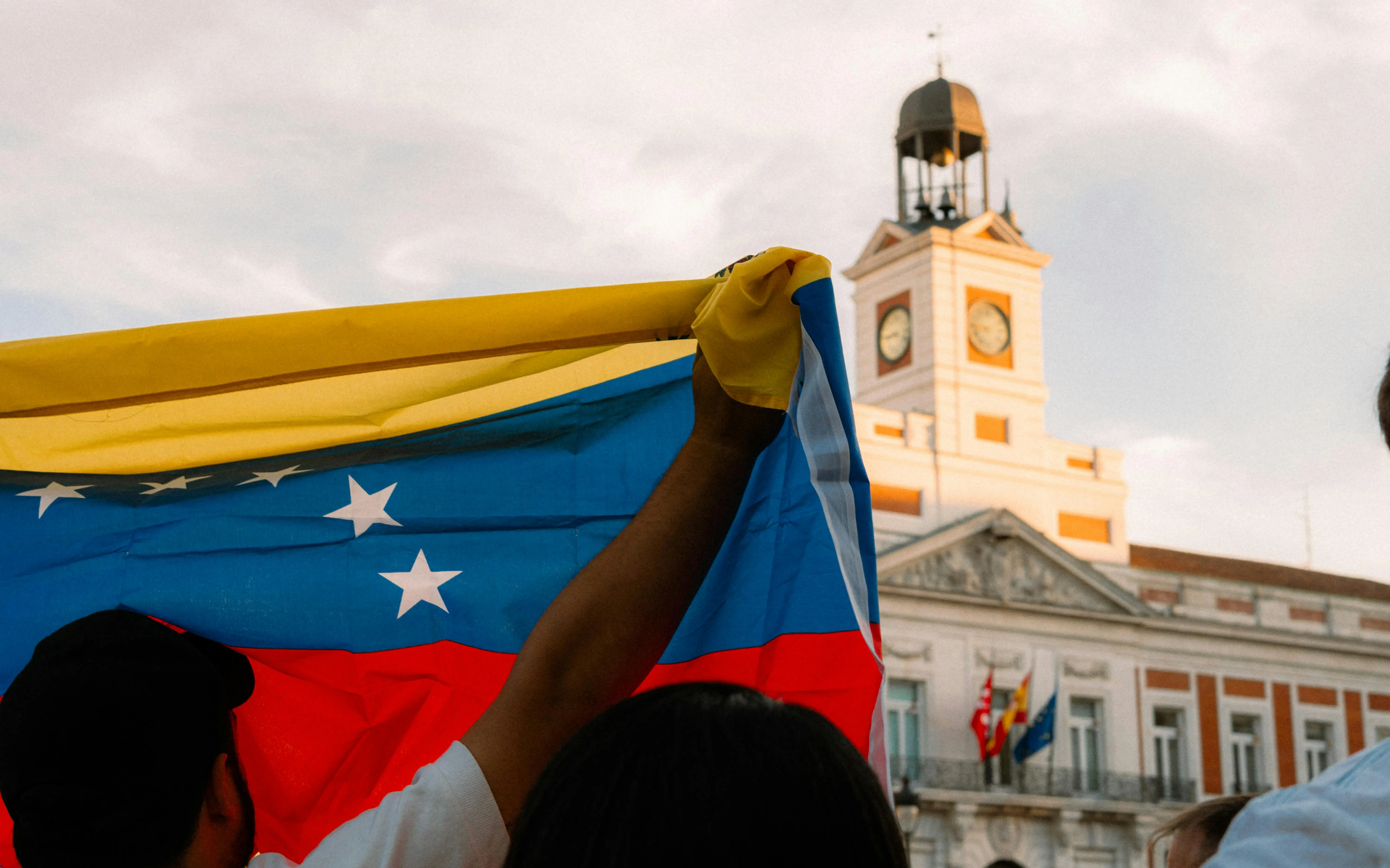 Antes mesmo da formalização da proposta no Parlamento, autoridades venezuelanas já haviam iniciado a liberação de detentos | Foto: Reprodução/Pexels venezuela
