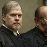 Os ministros do STF, Dias Toffoli e Gilmar Mendes, durante a abertura do Ano Judiciário de 2026 do Supremo Tribunal Federal (STF) em Brasília, DF (2/2/2026) | Foto: Marcelo Camargo/Agência Brasil