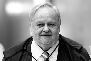 Ministro aposentado do STJ, Felix Fischer, falecido aos 78 anos | Foto: Divulgação/STJ