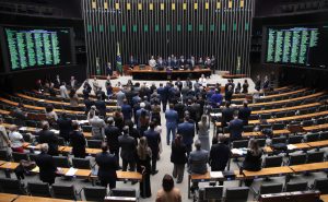 Plenário da Câmara analisou o PL Antifacção na noite desta terça-feira, 24