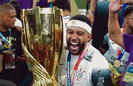 memhis depay corinthians taca copa do brasil