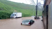 Chuva deixa uma morta e mais de 600 desalojados em São João de Meriti (RJ)