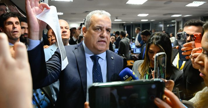 O relator da comissão, deputado Alfredo Gaspar | Foto: Marcos Oliveira/Agência Senado