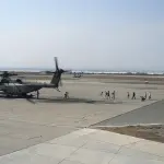 Helicóptero dos fuzileiros navais dos EUA na base aérea de Acrotíri, controlada pelo Reino Unido no Chipre