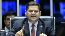 Senador Davi Alcolumbre nega relação com o investigado pela PF | Foto: Andressa Anholete/Agência Senado