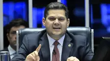 Senador Davi Alcolumbre nega relação com o investigado pela PF | Foto: Andressa Anholete/Agência Senado