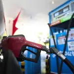 Bomba em posto de combustível: transportadores negociam com o governo | Foto: José Cruz/Agência Brasil