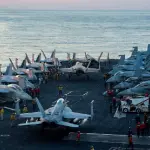Aeronaves EUA porta-aviões USS Abraham Lincoln