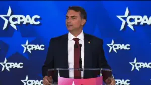 O pré-candidato à Presidência Flávio Bolsonaro durante discurso no CPAC | Foto: Flávio Bolsonaro/Reprodução