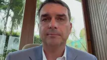 O senador Flávio Bolsonaro durante entrevista à CNN Brasil | Foto: Reprodução/Redes sociais