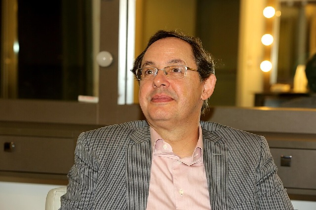 Membro da Academia Brasileira de Letras defende impeachment de Moraes e Toffoli