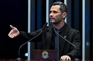 O senador Cleitinho (Republicanos-MG)