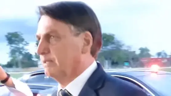 Jair Bolsonaro atuou durante o período da crise sanitária
