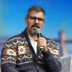 Juliano Cazarré diz que não pretende transformar carreira em palco de disputas ideológicas| Foto: Reprodução: Instagram/ @dnjfest