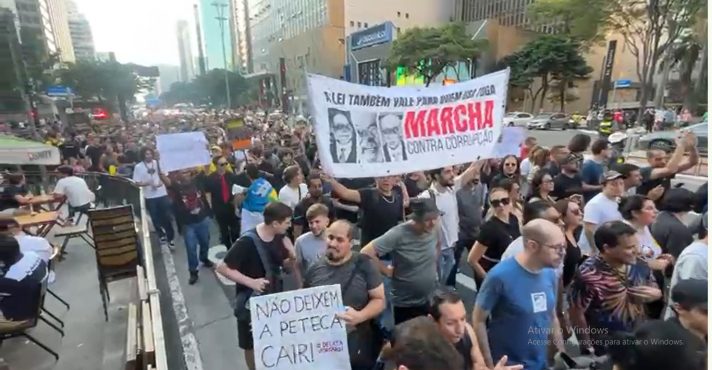 Apoiadores do MBL durante manifestação na Avenida Paulista, neste sábado, 21 | Foto: Divulgação/MBL