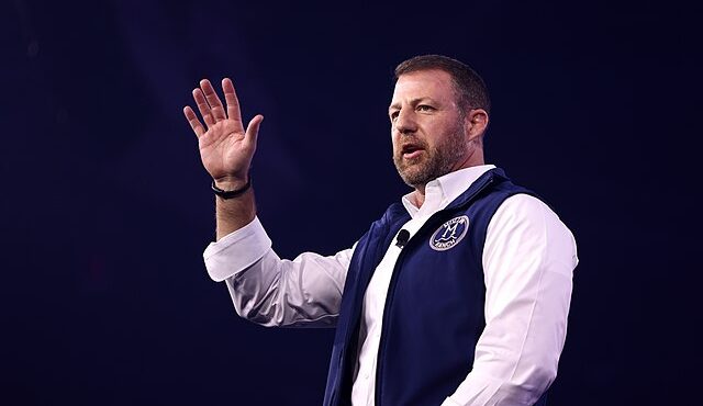 Markwayne Mullin