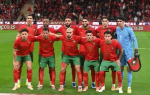 A Seleção de Marrocos, que perdeu o jogo mas foi declarada campeã | Foto: Reprodução/X
