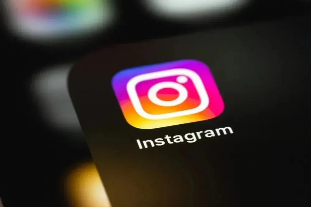 Dona do Instagram, Meta propõe mecanismos mais rigorosos de denúncia e de verificação de idade | Foto: Reprodução/X