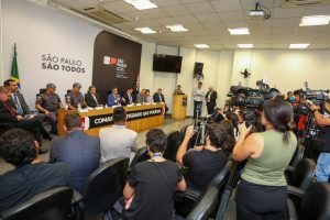 Autoridades policiais durante entrevista à imprensa nesta quarta-feira, 18 | Foto: Governo de São Paulo/Divulgação