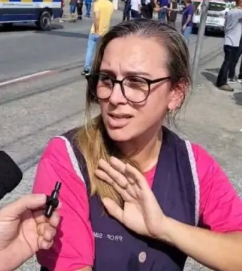 Simone Aparecida Camargo escondeu bebês dentro do banheiro enquanto um criminoso atacava crianças na creche | Foto: Reprodução/Redes sociais