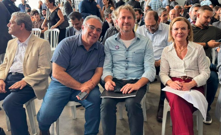 André Vargas com aliados do PT | Foto: Reprodução/Instagram