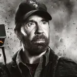 Chuck Norris em pôster de Os Mercenários 2 | Foto: Divulgação/Lionsgate