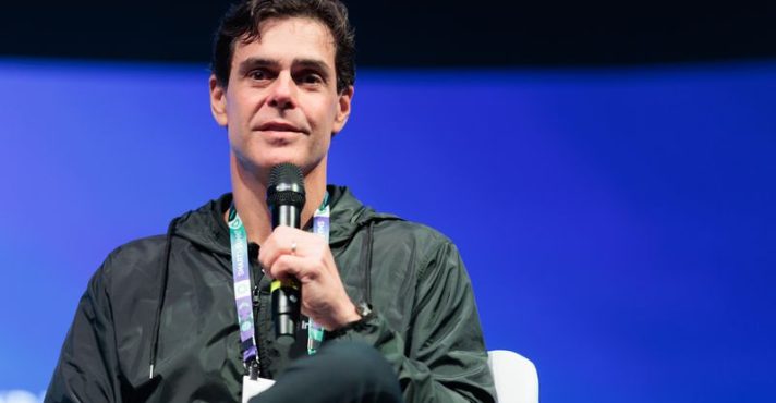 Benchimol projeta queda dos juros no Brasil em 2026