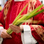 O Domingo de Ramos marca o início da Semana Santa no calendário cristão e relembra a entrada triunfal de Jesus em Jerusalém | Foto: Reprodução