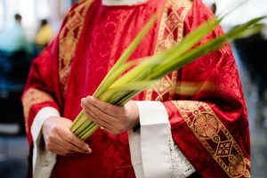 O Domingo de Ramos marca o início da Semana Santa no calendário cristão e relembra a entrada triunfal de Jesus em Jerusalém | Foto: Reprodução
