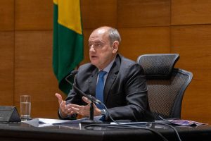 governador interino do rio de janeiro