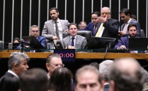 Plenário da Câmara analisa a PEC da Segurança Pública nesta quarta-feira, 4