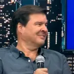 O apresentador Manoel Branco sofreu um infarto fulminante em sua residência | Foto: Reprodução/YouTube